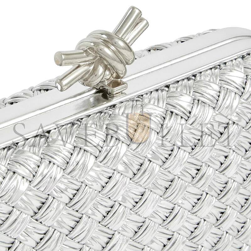 BOTTEGA VENETA KNOT 844033 (19*11.5*5cm)